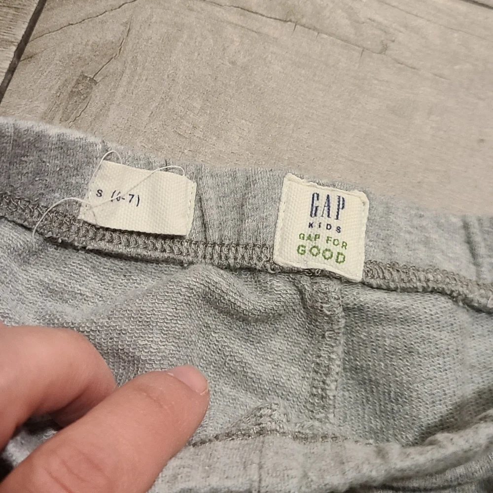 🦔Gap Kids grey leggings🧁